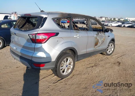 2017 Ford Escape Se из США, поврежденный, VIN 1FMCU0G91HUB05605